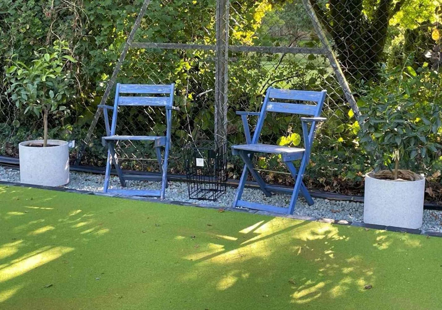 Unique & Rural Child Friendly Annexe With Large Gardens, Games & Tennis Court - Chichester Holiday Properties Exteriör bild